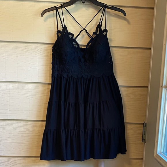 Zenana Outfitters Black Lace Camisole - Picture 1 of 2